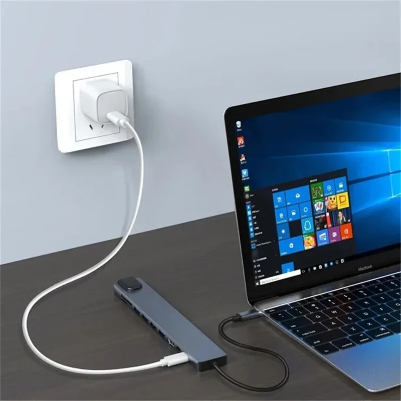 Multi-Adapter Type-C 10 in 1 – Docking Station USB-C Multifunzionale