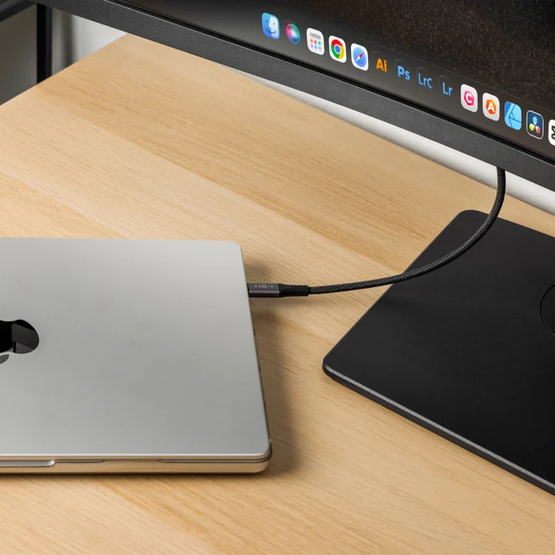 Kabel USB-C zu USB-C (USB4) 40Gbps / 240W / 8K@60Hz, 0,35 m, Fixed Media Cable, Schwarz