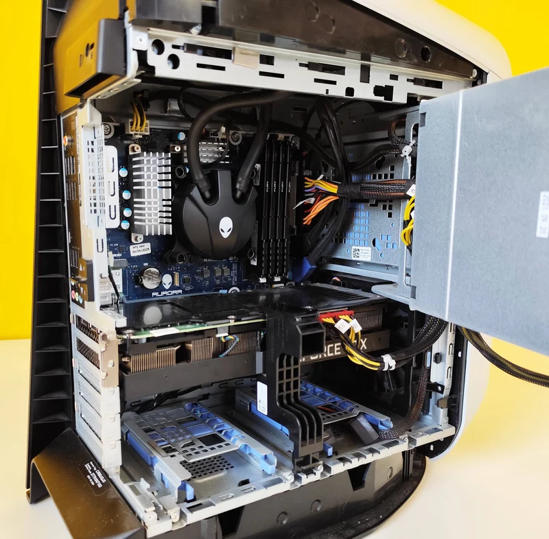 Dell Alienware Aurora R10 PC Gaming | AMD Ryzen 9 5900 | Ram 128GB | SSD 2TB | Nvidia RTX 3080Ti 12GB FreeDOS