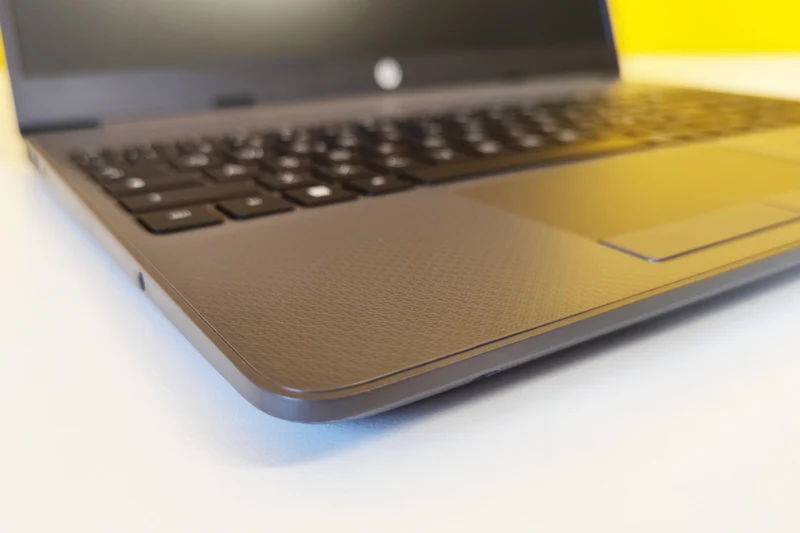 HP 250 G9 Notebook 15.6" | Intel Celeron N4500 | USB Type-C HDMI FreeDOS Prodotto NUOVO