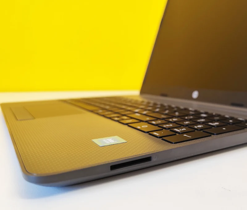 HP 250 G9 Notebook 15.6" | Intel Celeron N4500 | USB Type-C HDMI FreeDOS Prodotto NUOVO