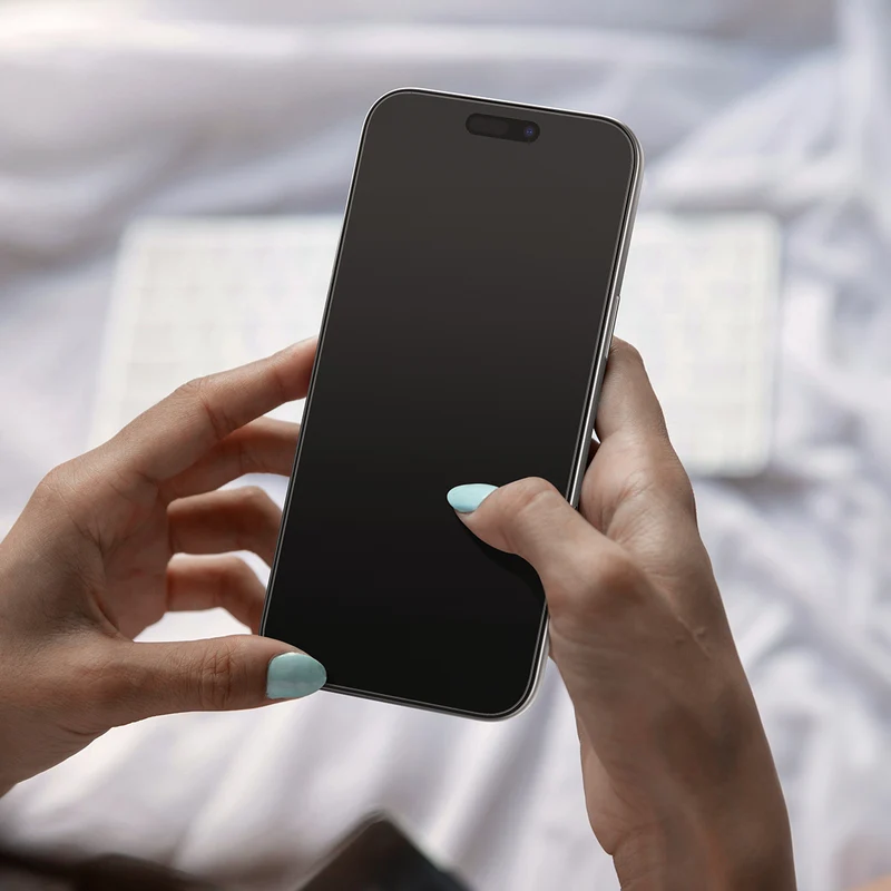 Glas + Applikator für iPhone 18 Pro Max, Spigen Glas.tR EZ Fit Pro (AC) Privacy 2-Pack