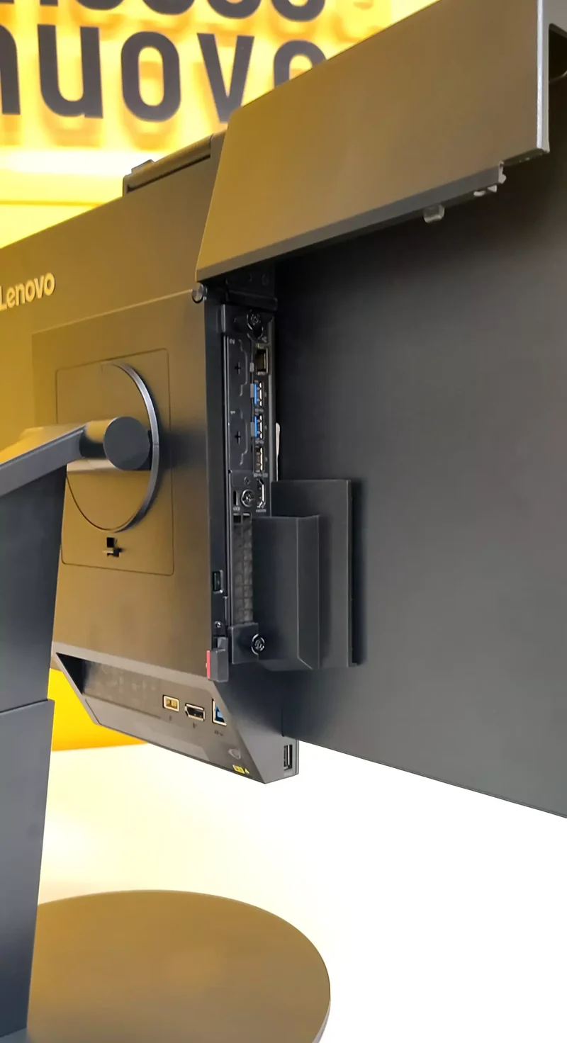 Lenovo ThinkCentre TIO24 All-in-One | Intel Core i5-10500T | WebCam Casse Audio FreeDOS