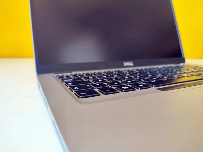 DELL Latitude 5410 Notebook 14" FullHD | Intel Core i5-10210U | Windows 11 Pro Tastiera ITA