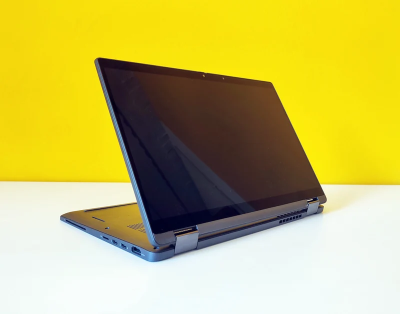 DELL Latitude 7310 Notebook 2-1 Convertibile 13.3" FullHD Touch Screen | Intel Core i5-10310 | Ram 16GB | SSD NVMe 512GB | WiFi Bluetooth Windows 11 Pro