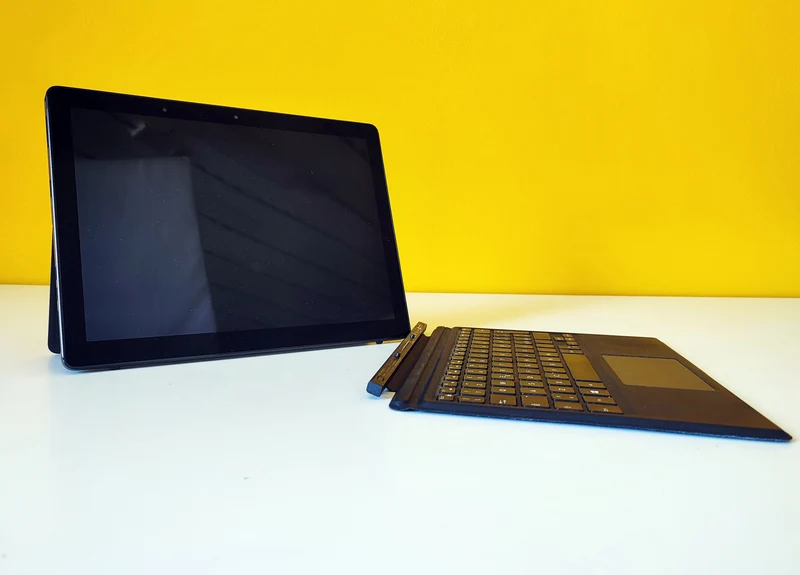 DELL Latitude 5290 Notebook 2-1 Convertibile 12.3" WUXGA Touch Screen | Intel Core i5-8350U | Ram 16GB | SSD NVMe 512GB | WiFi Bluetooth Windows 11 Pro