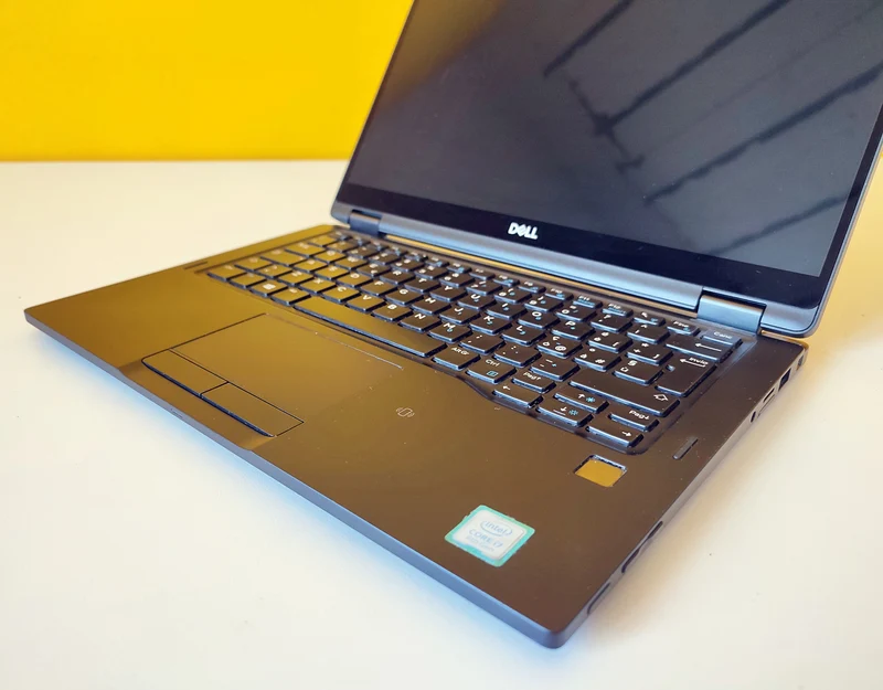 DELL Latitude 7390 Notebook 2-1 Convertibile 13.3" FullHD Touch Screen | Intel Core i7-8665U | Ram 16GB | SSD NVMe | WiFi Bluetooth Windows 11 Pro