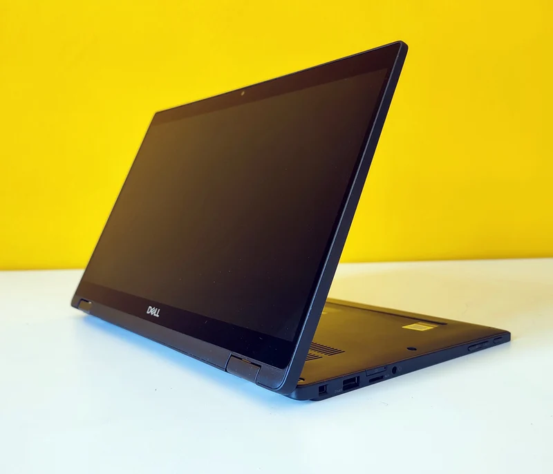 DELL Latitude 7390 Notebook 2-1 Convertibile 13.3" FullHD Touch Screen | Intel Core i7-8665U | Ram 16GB | SSD NVMe | WiFi Bluetooth Windows 11 Pro