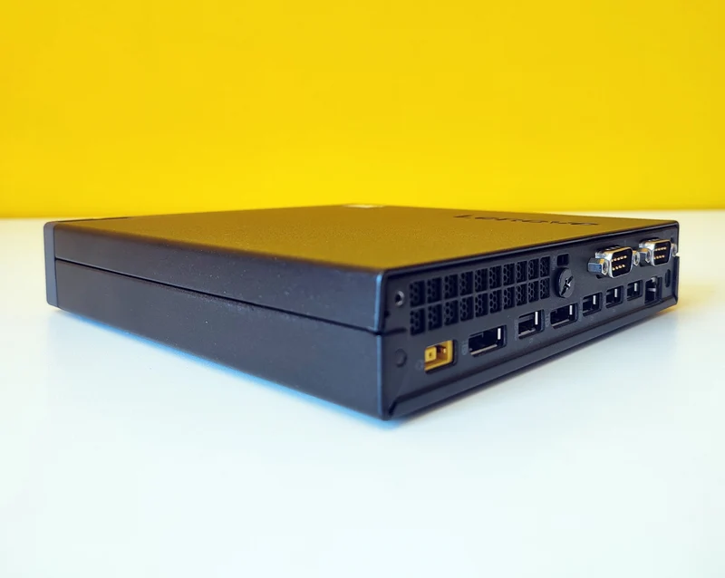 Lenovo ThinkCentre M625q Mini PC | AMD E2-9000E Settima Gen | SSD 256GB | Win 10 Pro