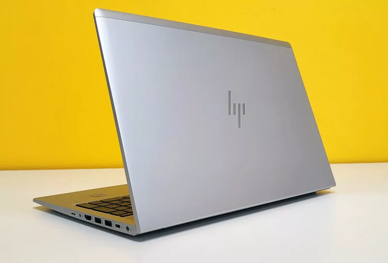 HP EliteBook 650 G9 Notebook 15.6" FullHD | Intel Core i5-1235U | Ram 16GB | SSD 256GB | WiFi Bluetooth HDMI Windows 11 Pro