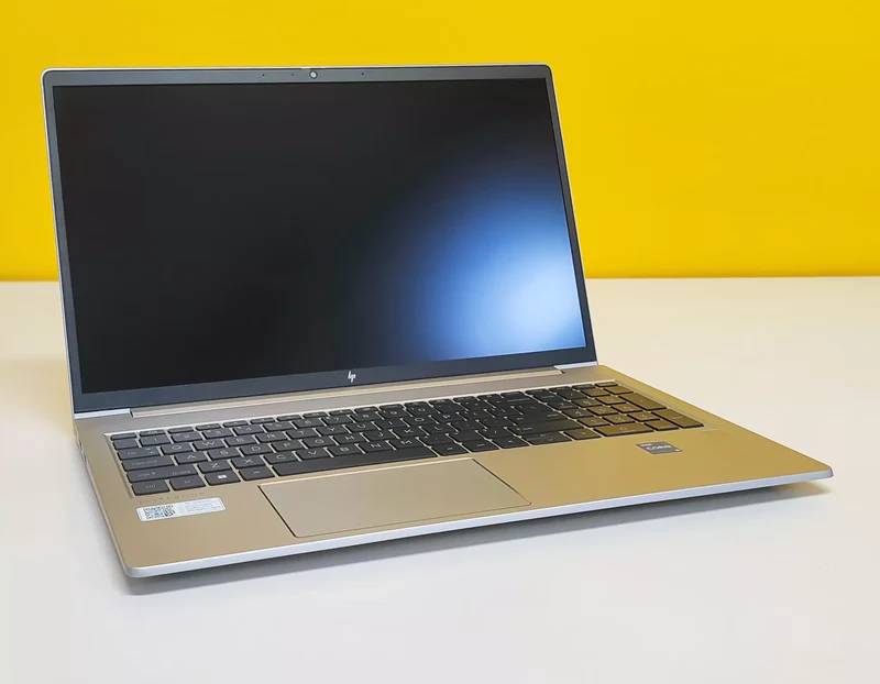 HP EliteBook 650 G9 Notebook 15.6" FullHD | Intel Core i5-1235U | Ram 16GB | SSD 256GB | WiFi Bluetooth HDMI Windows 11 Pro