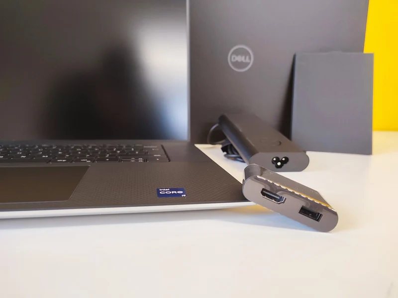 Dell XPS 9730 17" | Intel Core i9-13900H | 64GB RAM | 1TB SSD | Nvidia RTX 4080 | Windows 11 Prodotto NUOVO