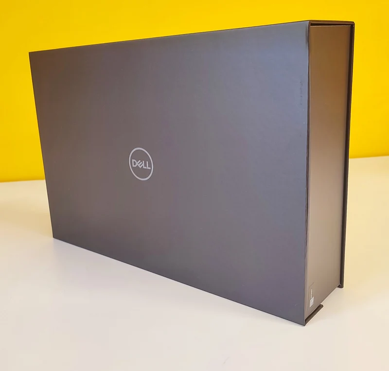 Dell XPS 9730 17" | Intel Core i9-13900H | 64GB RAM | 1TB SSD | Nvidia RTX 4080 | Windows 11 Prodotto NUOVO