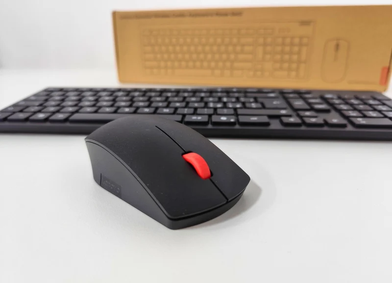 Kit Tastiera e mouse Lenovo Gen2 Wireless Italiana