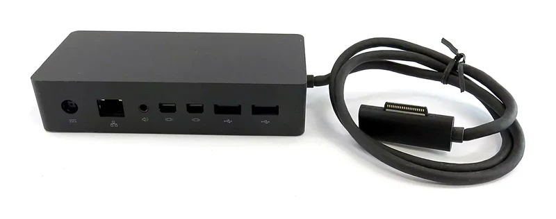 Microsoft Surface Docking 1661 Espandi le possibilità del tuo Microsoft Surface Mini Display-Port, USB, Audio Ethernet