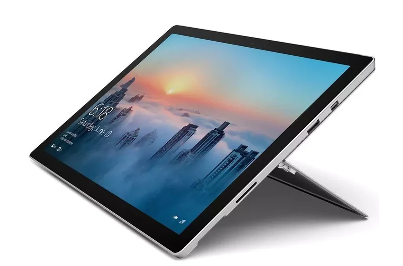 Microsoft Surface Pro 5 1807 Convertibile 2 in 1 12.3" 2736x1824 Pixel | Intel Core i5-7300U 2.6Ghz | Ram 8Gb | SSD 256Gb | Windows 11 Pro Wi-Fi 5 802.11ac