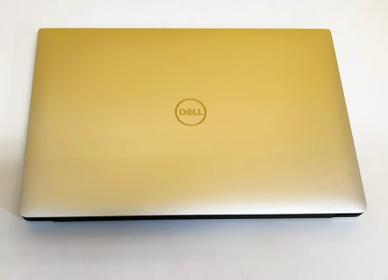 DELL Precision 5530 Workstation portatile 15.6" Full HD IPS Touch | Intel Core i7-8850H 6Cores | Ram 16Gb | SSD 256Gb | Nvidia Quadro P1000 | WiFi HDMI Web Cam | Windows 11 Pro