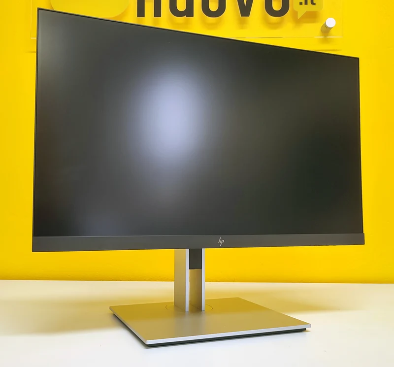 HP E24 G4 Monitor 24" FullHD IPS Luminosità 250 cd/m² Tecnologia Flicker-free Tempo di risposta 5ms Hub USB | HDMI VGA Display Port