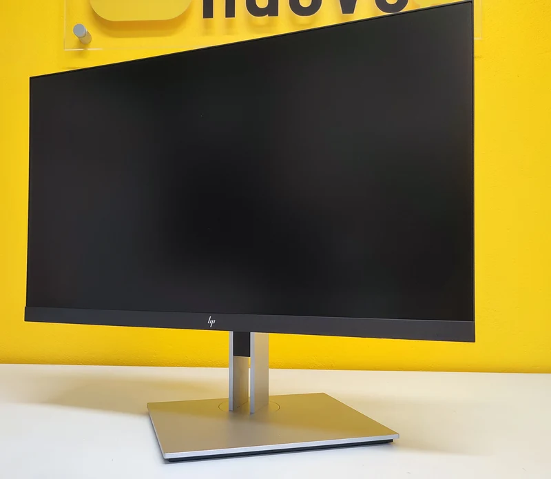 HP E24 G4 Monitor 24" FullHD IPS Luminosità 250 cd/m² Tecnologia Flicker-free Tempo di risposta 5ms Hub USB | HDMI VGA Display Port