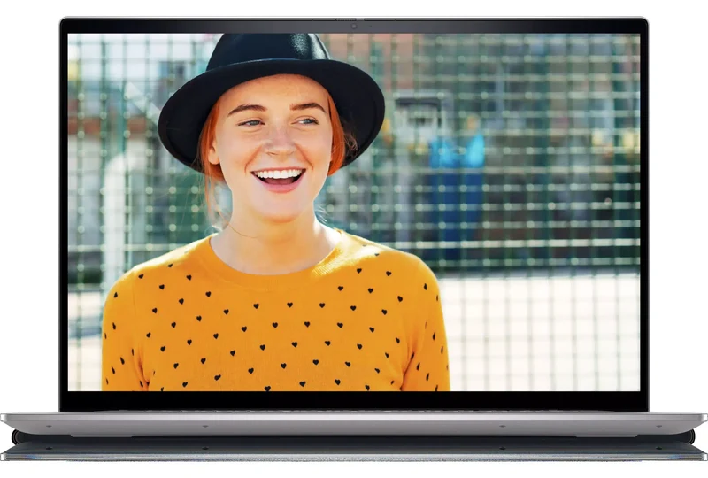 Dell Inspiron 16 - 5625 Notebook Ricondizionato 16" FullHD | AMD Ryzen 7 5825U | Ram 16GB | SSD NVMe 1TB | WiFi Bluetooth HDMI Windows 11 Pro