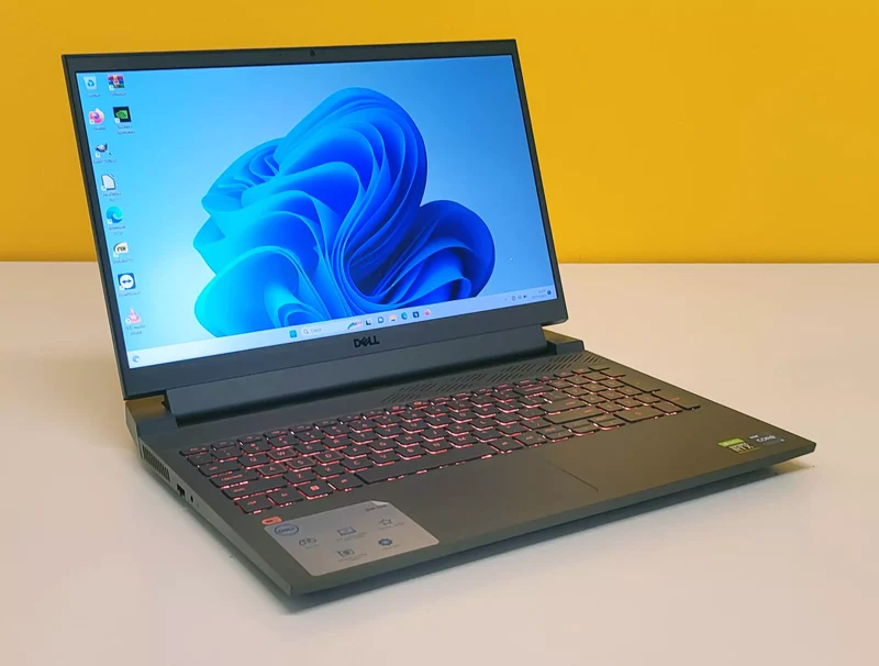 Dell G15 5511 Notebook Gaming 15.6" FullHD | Intel Core i7-11800H | Ram 16GB | SSD NVMe 1TB | Nvidia RTX 3060 | Wi-Fi Bluetooth HDMI Windows 11 Pro