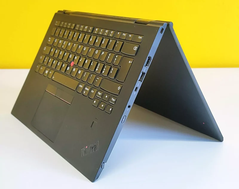 Bundle Lenovo ThinkPad X1 Yoga 2 3Gen 2-in-1 14″ FullHD Touch Screen | Intel Core i7-8650U 1.9Ghz | SSD 256Gb Nvme | Ram 16Gb | WiFi Windows 11 Pro + Lenovo ThinkVision T2424p Monitor 23.8″ 1920×1080 Pixel Full HD LED IPS