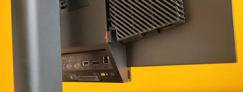 All In One Lenovo M900 Tiny 22″ | Intel Cores i7-6700T 2.8Ghz | Display Port USB 3 | Monitor 22″ Lenovo 11GSPAT FullHD WebCam Windows 11 Pro