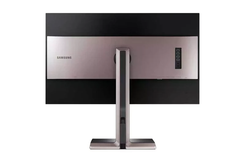 Bundle HP Z1 G5 PC Gaming CAD Tower | Intel Core i7-9700 3Ghz | SSD M.2 512Gb NVMe | AMD RX550 4Gb | Monitor Samsung S32D850T 32″ 2K 2560×1440 Windows 11 Pro Kit mouse e tastiera