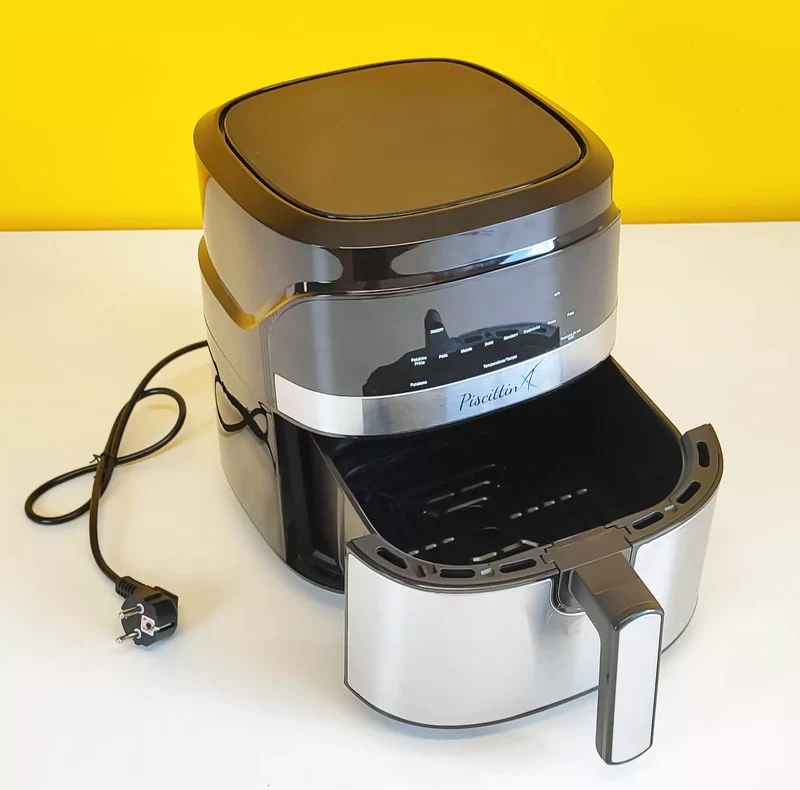Friggitrice ad aria Piscittina 5.5L 1500W 8 Programmi pre-impostati Touch Screen Wi-Fi App dedicata Garanzia 2 anni friggi senza grassi