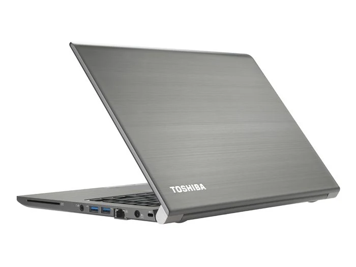 Toshiba Tecra Z40-A Notebook 14" HD | Intel Core i5-4210U 1.7Ghz | SSD 256Gb | Ram 16Gb | Windows 10 Pro | Tastiera ITA Il notebook Qualità/Prezzo migliore
