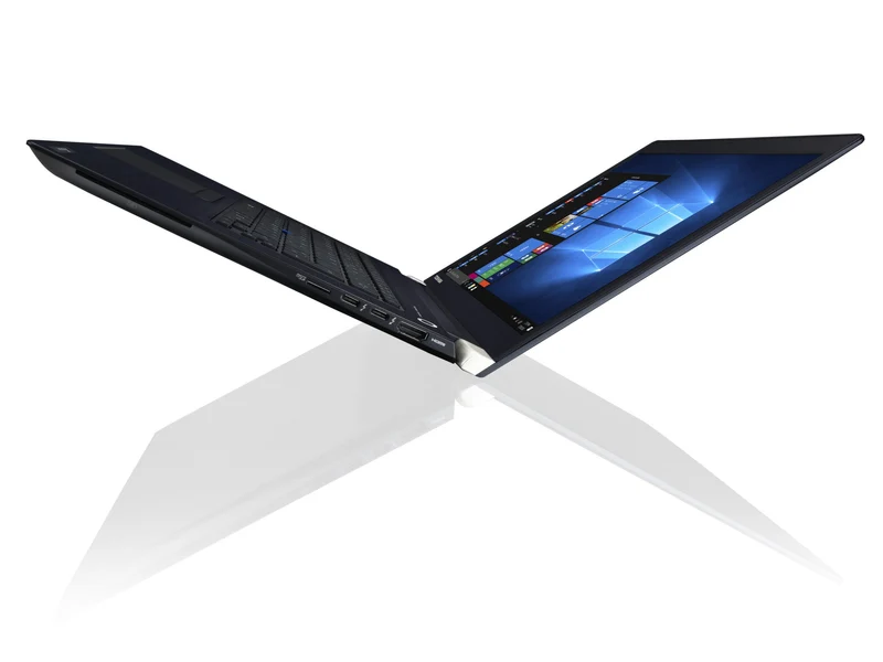 Toshiba Tecra X40-E Notebook 14" FullHD | Intel Core i5-8250U Quad Core | SSD 512GB | Ram 16Gb | Tastiera ITA | Windows 11 Pro Compatto elegante e super potente