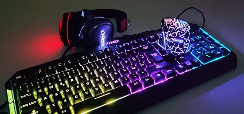 Postazione da Gaming PC Battle Royale | Intel Core i7 | Ram 16Gb | SSD 480Gb | Nvidia GTX 1050Ti 4Gb | Windows 10 Pro Wifi + Monitor Samsung FullHD 27" + Kit Mouse Tastiera Cuffie Gaming