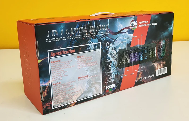 Kit Gaming Computers Parts Modello Black Thunder RGB - Kit completo 4 in 1 Tastiera, Mouse, Cuffie con microfono e mouse Pad - Completamente RGB