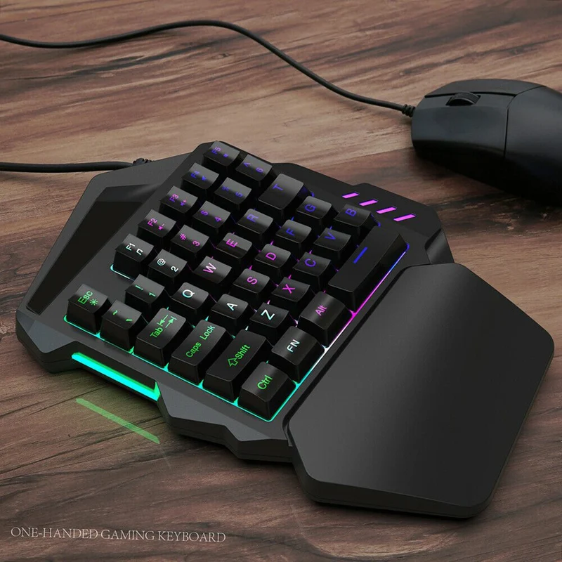 Kit per il gamer esperto | Tastiera da gaming RGB ad una mano | Mouse da gaming RGB 5500DPI | Per chi cerca solo il meglio per il gaming