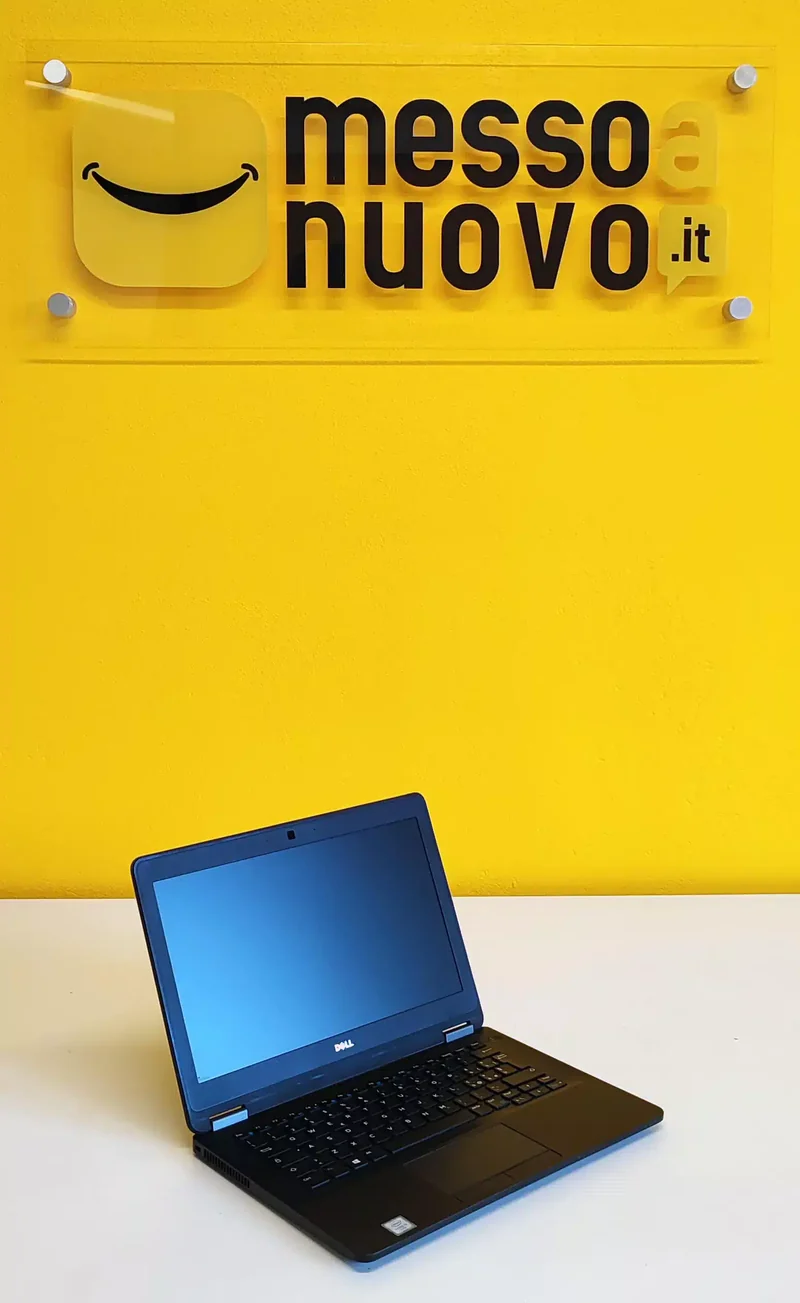 DELL Latitude E7270 Notebook 12.5" 1366x768 Pixel | Intel Core i5-6300U 2.4Ghz | Ram 8Gb | SSD 256Gb |Windows 10 Pro | Tastiera Italiana Grado B