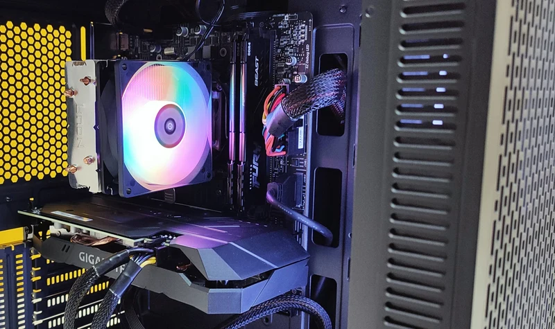 PC da Gaming | Intel i5-10400F 6Cores 4.3 GHz | Ram 16Gb | SSD m.2 nvme 1Tb | Gigabyte Nvidia Geforce RTX 2060 6Gb | Windows 11 Pro Il PC da gaming perfetto per il FullHD