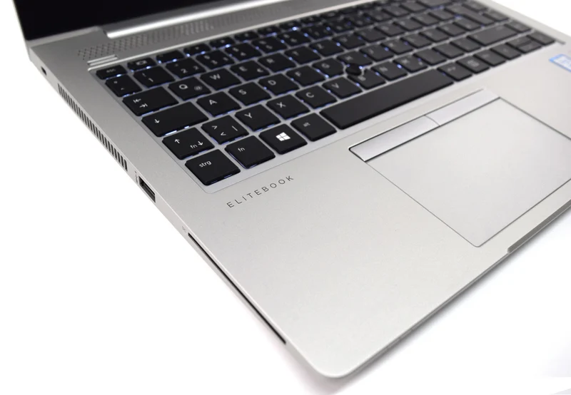 HP EliteBook 745 G5 Notebook 14" 1920x1080 FullHD | AMD Ryzen 3 Pro 2300U 2Ghz | Ram 8Gb | SSD 256Gb | Wifi Windows 10 Pro
