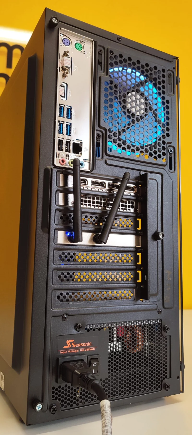 PC da Gaming | Intel Core i9-11900 5.2Ghz | Ram 32Gb 3200Mhz | SSD m.2 nvme 1Tb | Nvidia GeForce RTX3060 12gb OC | Il PC da gaming estremo con RTX