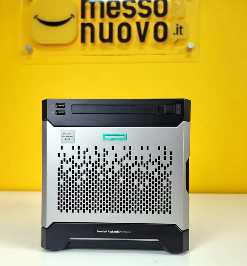 HPE ProLiant Microserver Gen8 | Intel Celeron G1610T | Ram 8Gb ECC | Raid Controller 4 Bay + ODD | 2 Gigabit + iLO | Perfetto per self hosting
