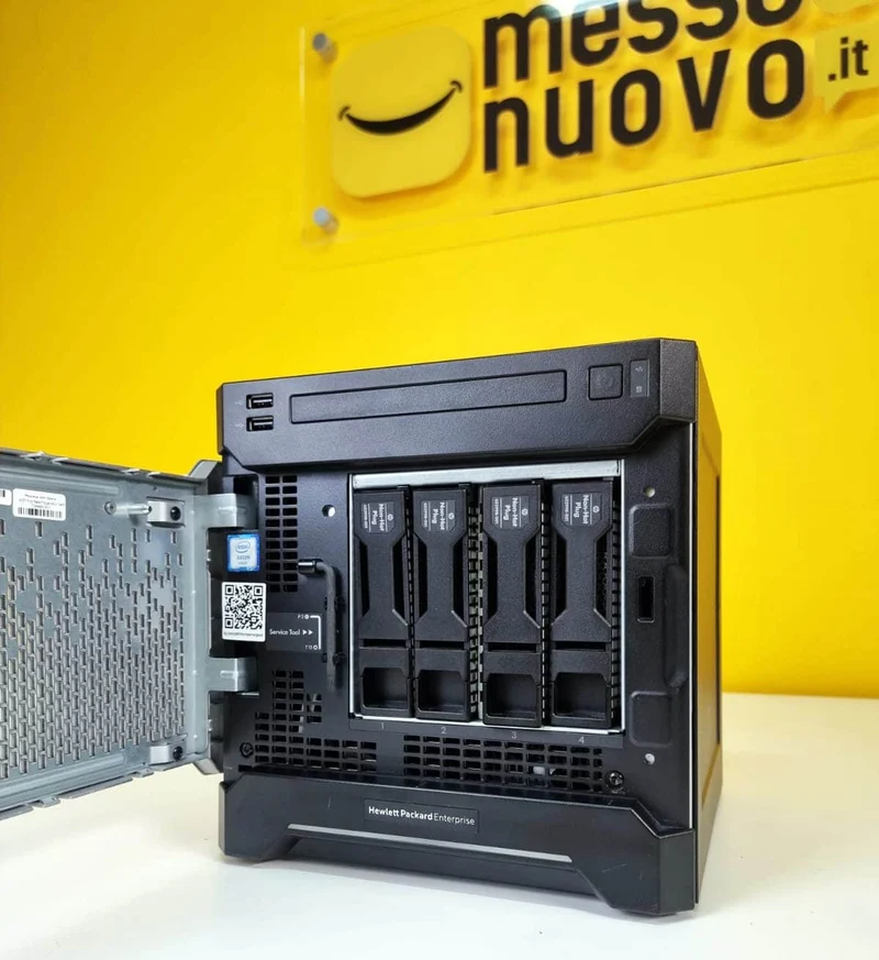 HPE ProLiant Microserver Gen8 | Intel Celeron G1610T | Ram 8Gb ECC | Raid Controller 4 Bay + ODD | 2 Gigabit + iLO | Perfetto per self hosting