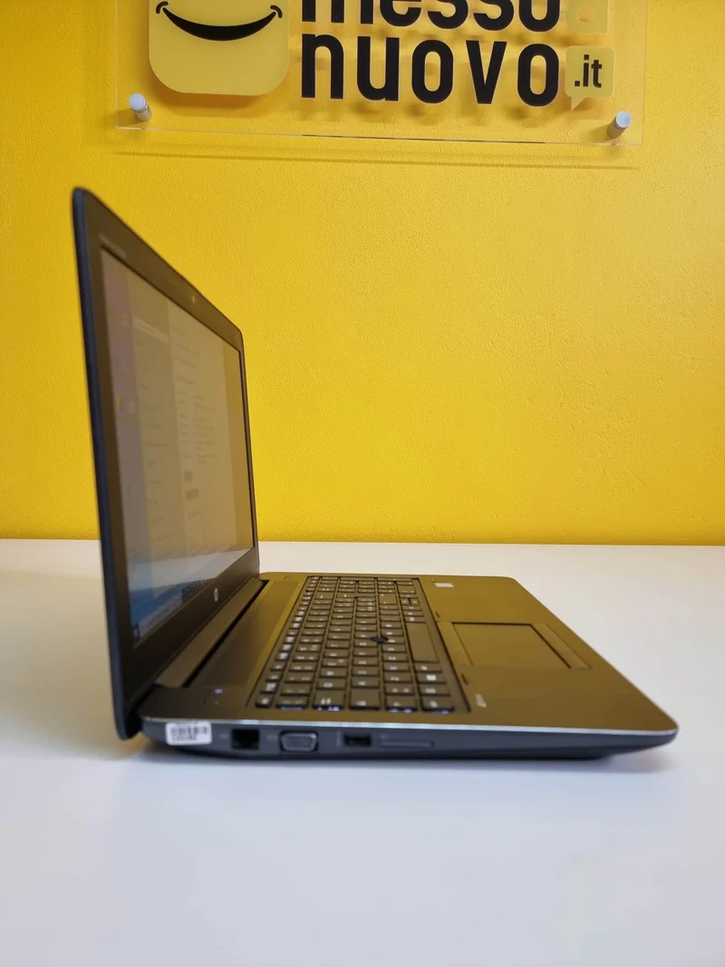HP ZBook 15 G3 Notebook WorkStation | 15.6" Pollici FullHD | Intel core i7-6820hq 2.7Ghz | 32Gb Ram | 1 tera SSD | Nvidia Quadro M1000 | Tastiera Italiana Retroilluminata | Windows 10 Pro