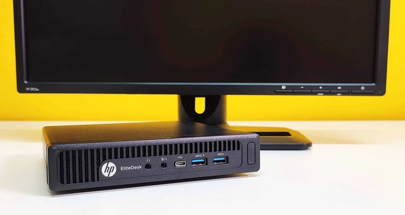 Bundle HP EliteDesk 800 G2 DM Mini PC | Intel Core i5-6400T 2.2Ghz | Ram 8Gb | SSD 256Gb | WINDOWS 10 PRO + Monitor 22″ HP zr22w | WiFi