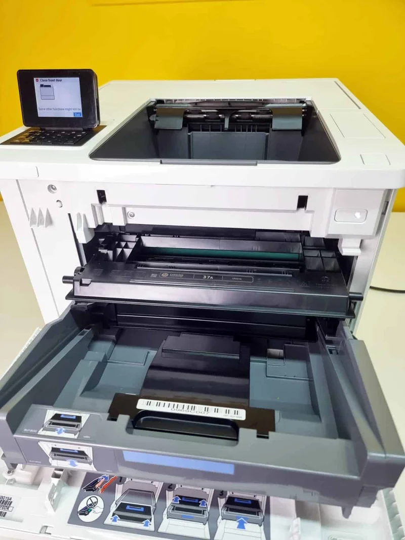 HP LaserJet M607dn Stampante laser A4 monocromatica 52 ppm 1200x1200 DPI Duplex Fronte/Retro Rete